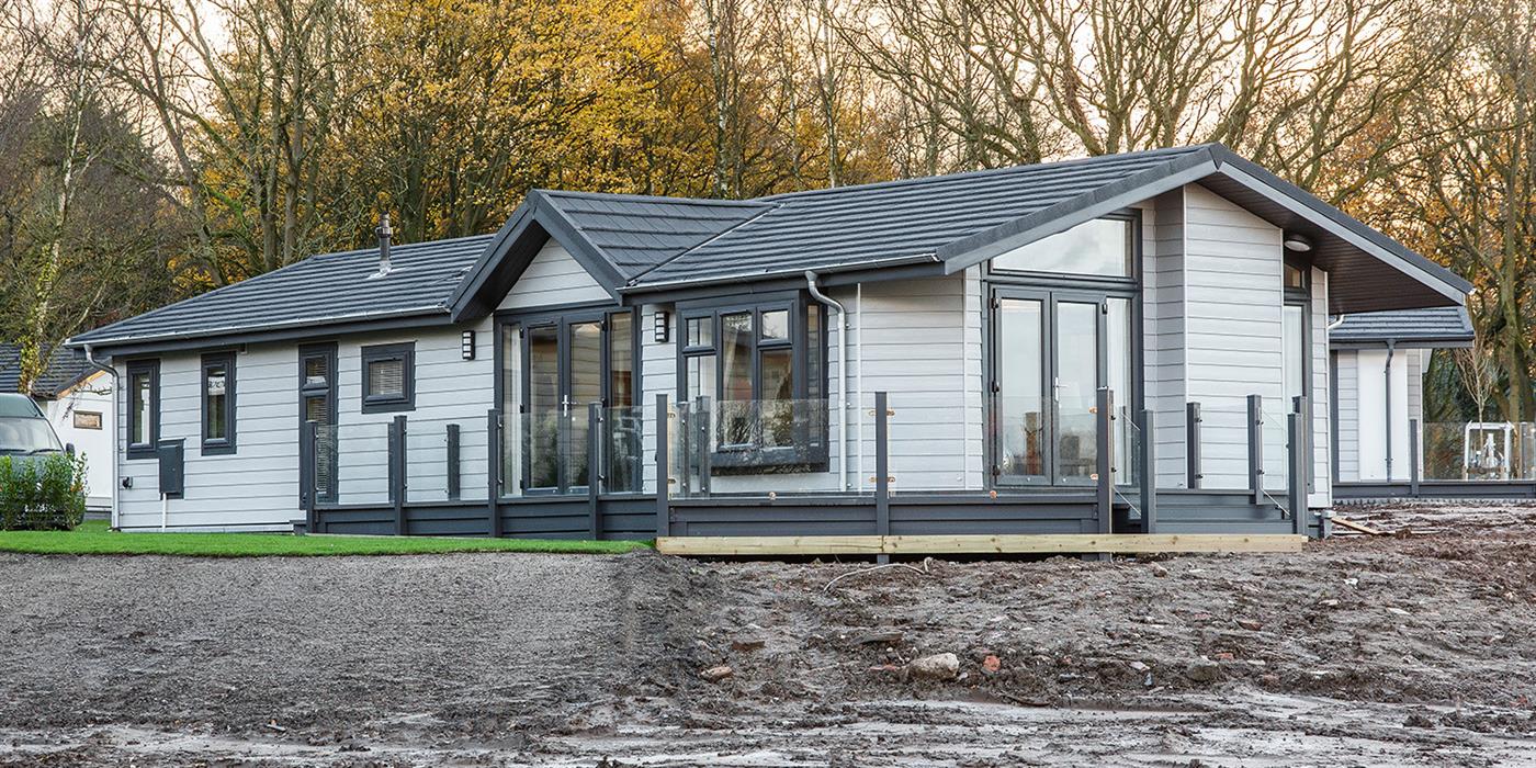 Warfield Park A well established park home estate in Bracknell, Berkshire